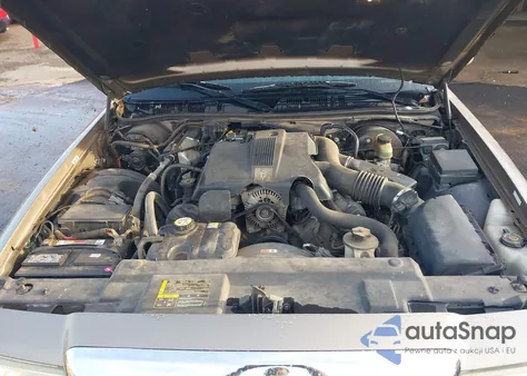 2003 Mercury Grand Marquis Ls z USA, uszkodzony, nr VIN 2MEFM75W23X629669